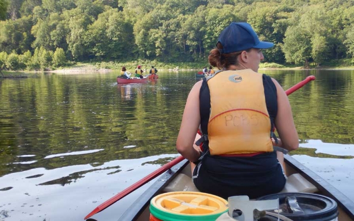 canoeing trip for adults in philadelphia